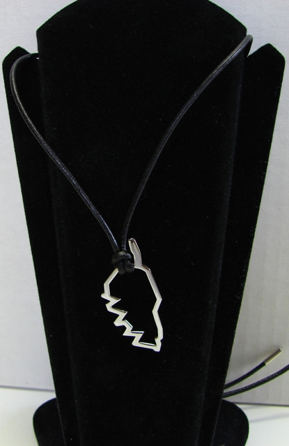 Pendentif Corsica acier et cuir 06